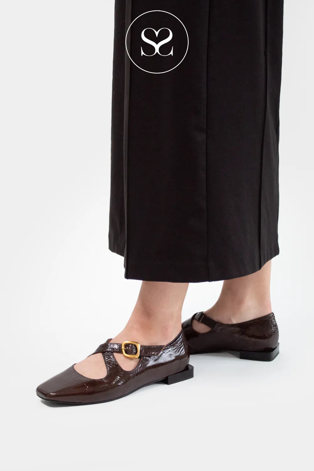 ANGEL ALARCON BROWN PATENT LOW BLOCK HEEL SQUARE TOE SHOES MAIA