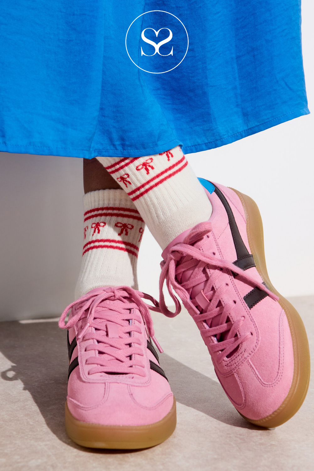 Women's Gola Viper trainers in pink suede with gum sole