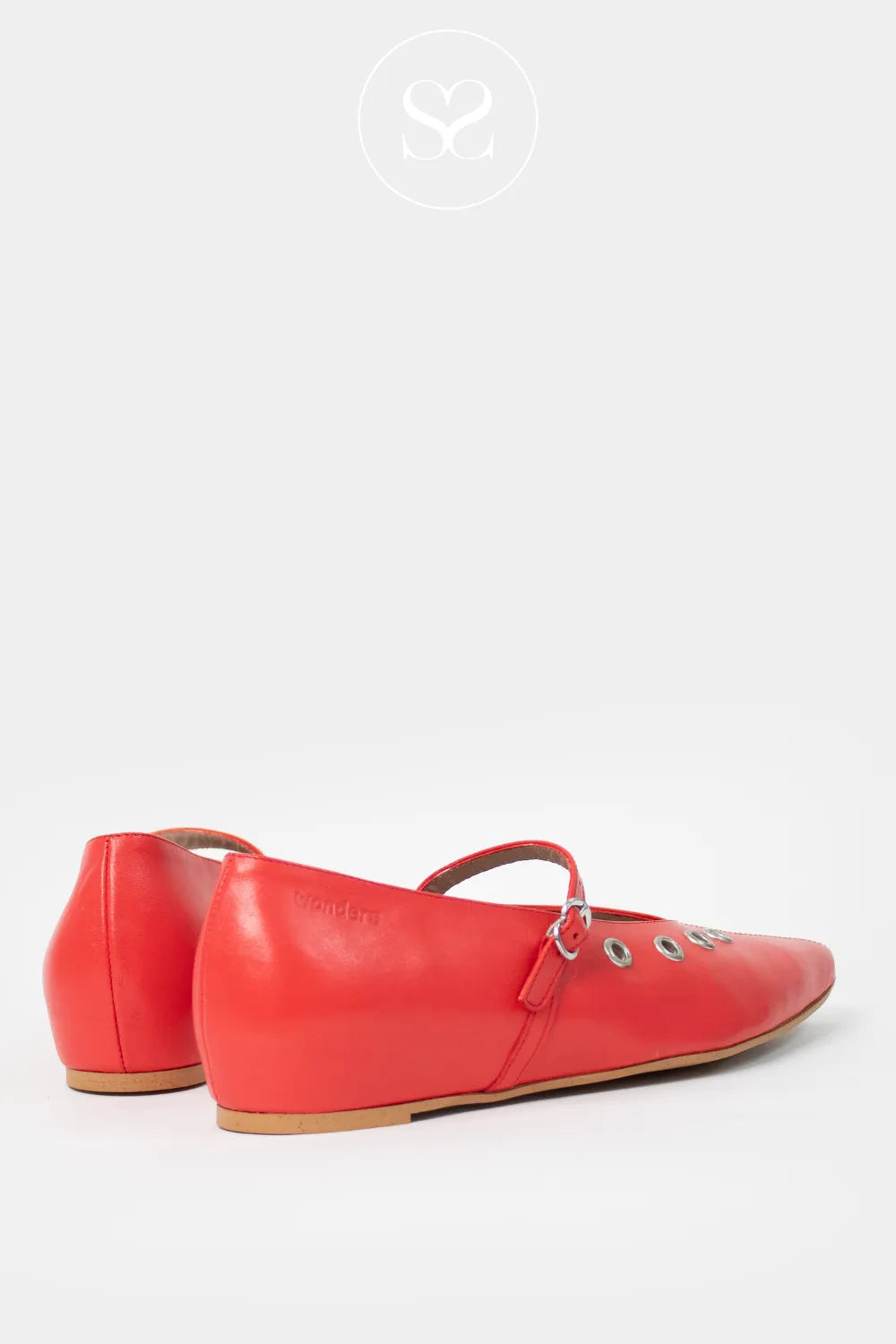 Wonders Red Flat Pointed Toe Pumps A-3841