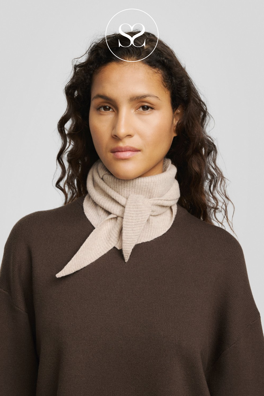MSCH Lowee Beige Scarf