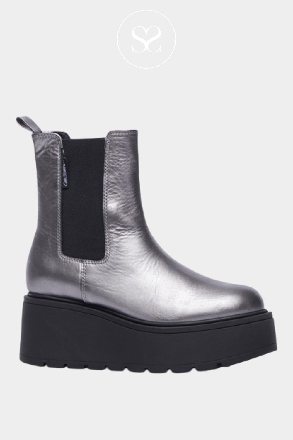 CARL SCARPA PEWTER LEATHER PULL ON CHELSEA BOOTS WITH BLACK ELASTICATED SIDE PANELS ZENNIE