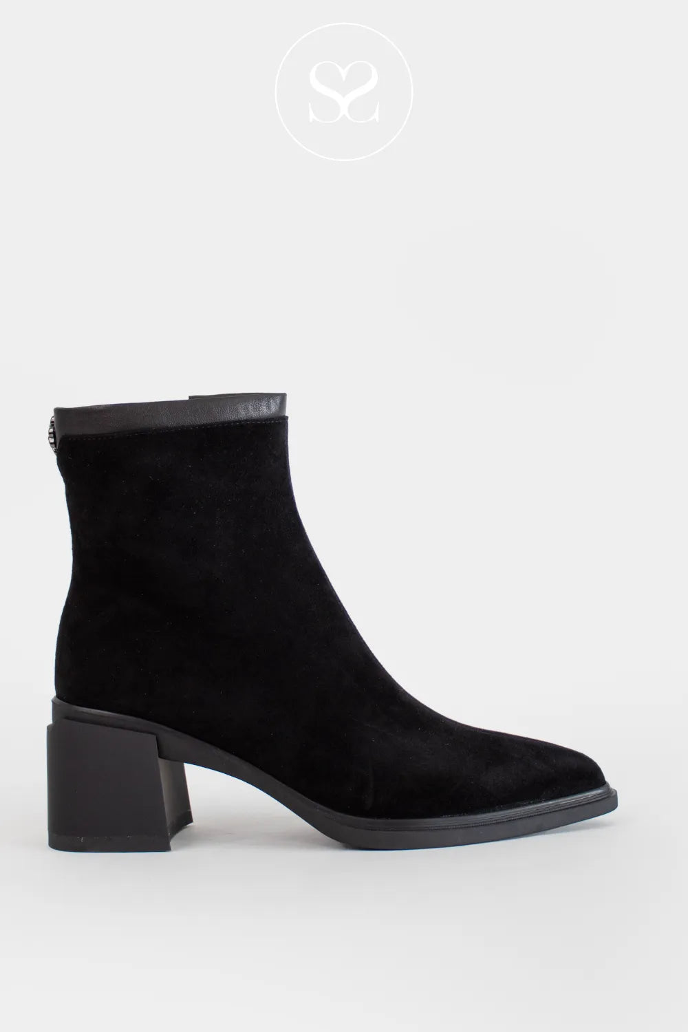 LORETTA VITALE BLACK SUEDE WESTERN STYLE ANKLE BOOTS C1508 FOR WOMEN WITH BLACK SUEDE FINISH AND LEATHER INNER LINING