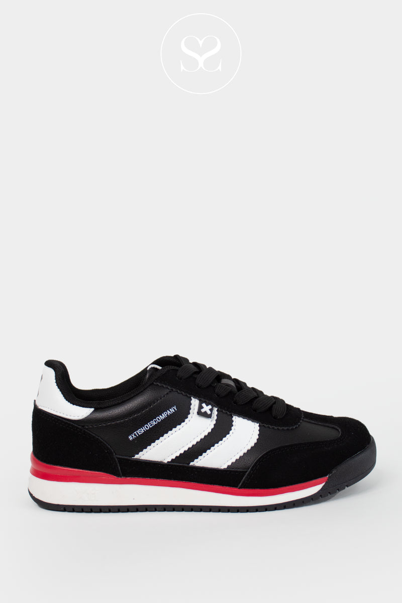 XTI BLACK/RED RETRO SPORTY TRAINERS 144587 XTI SNEAKERS IRELAND