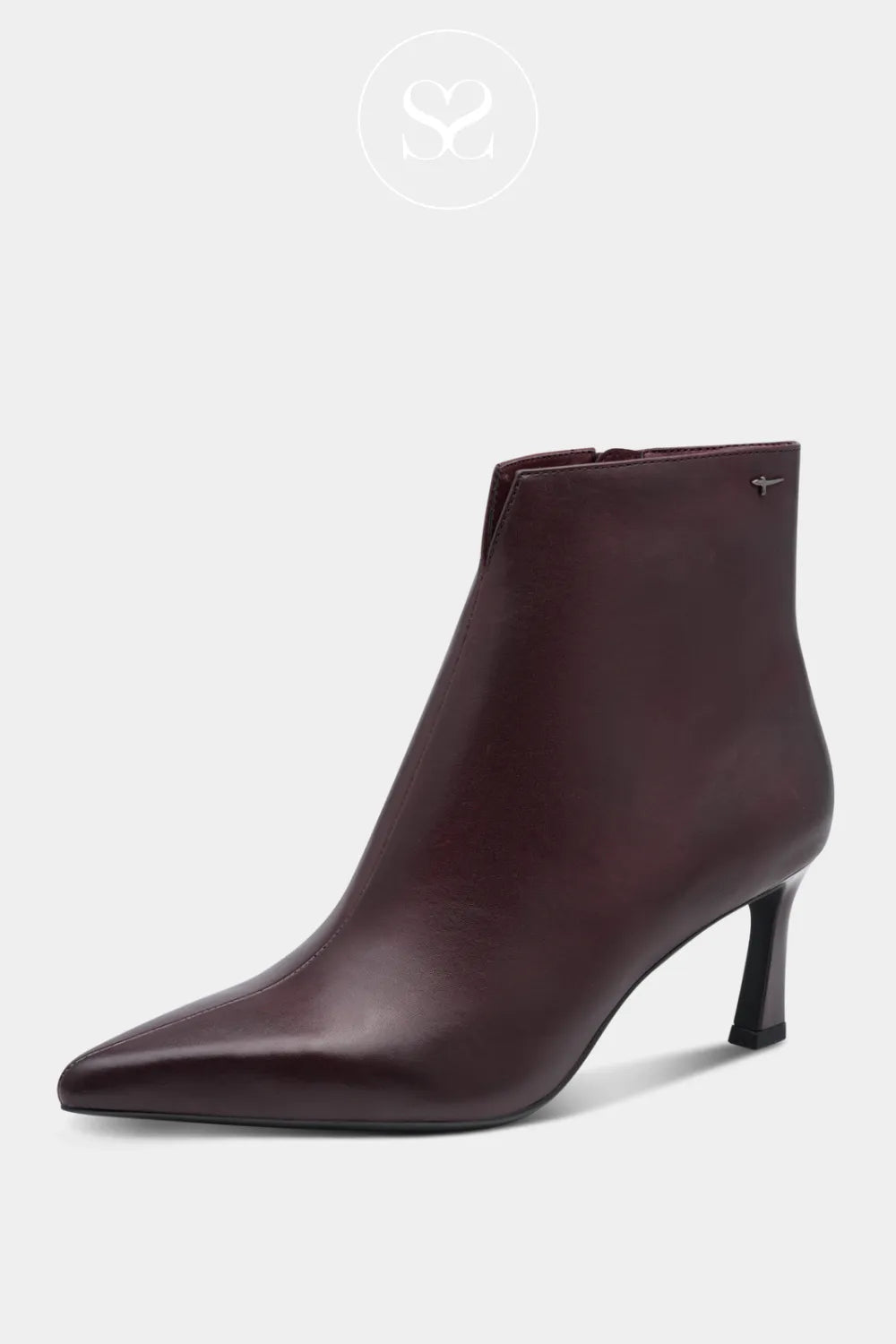 burgundy pointed toe dress boots with mid heel and inside zip.