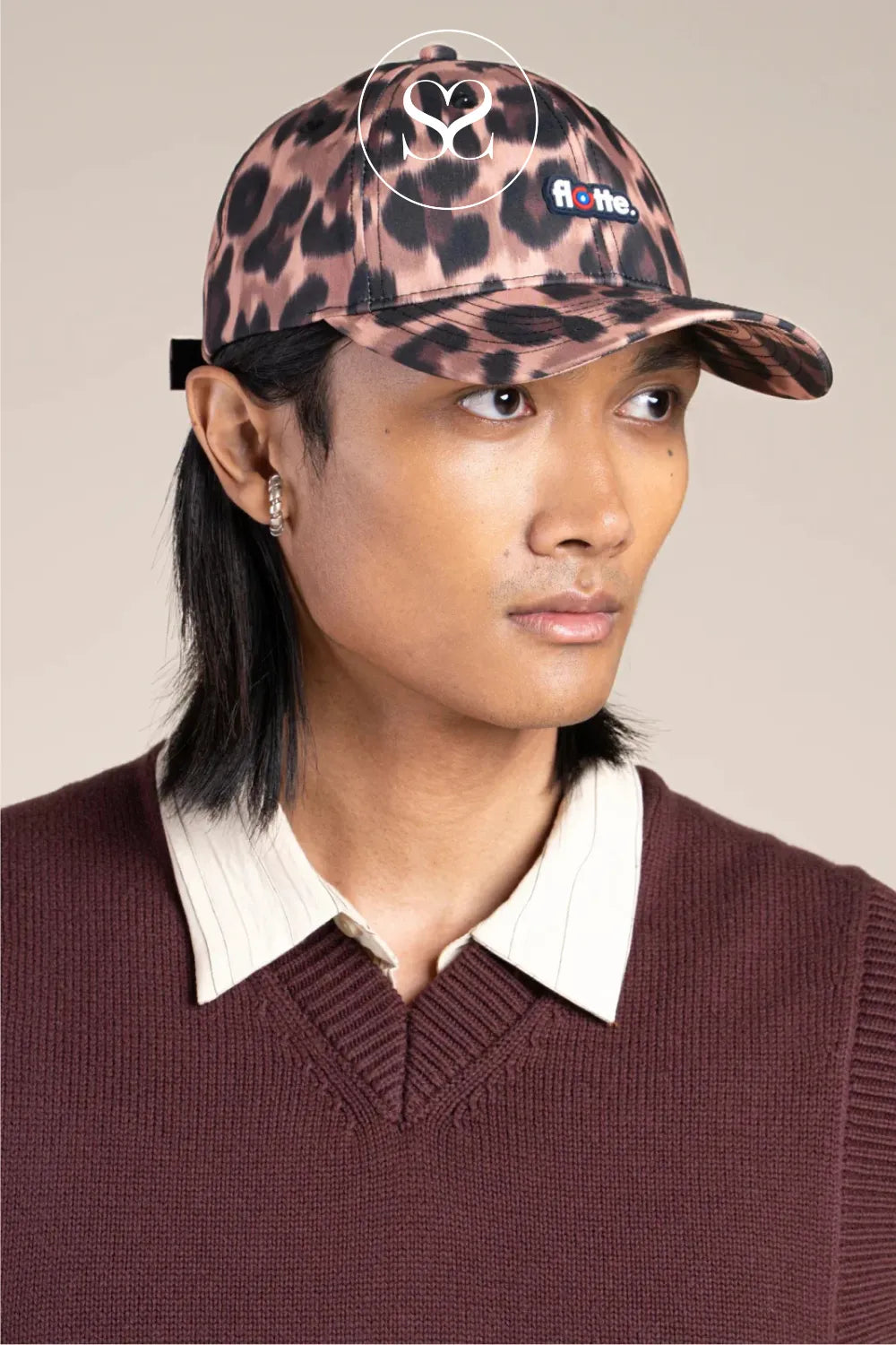 Leopard print sun hat, rain cap.