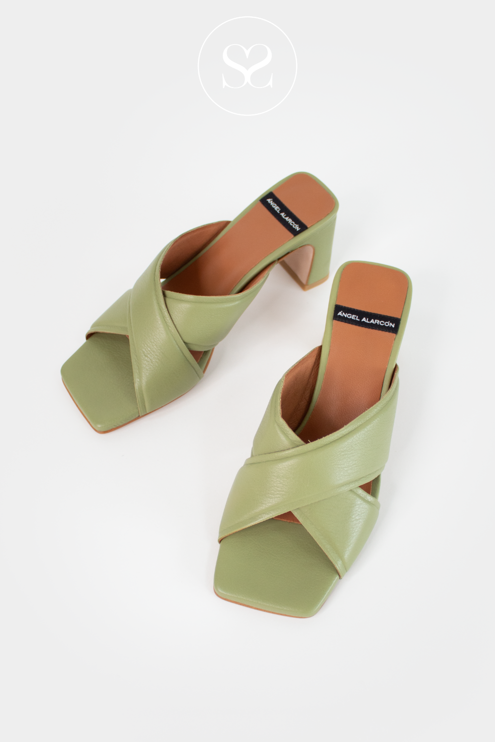 ANGEL ALARCON WANDA 25090 GREEN LEATHER BLOCK HEEL SLIP ON SANDALS