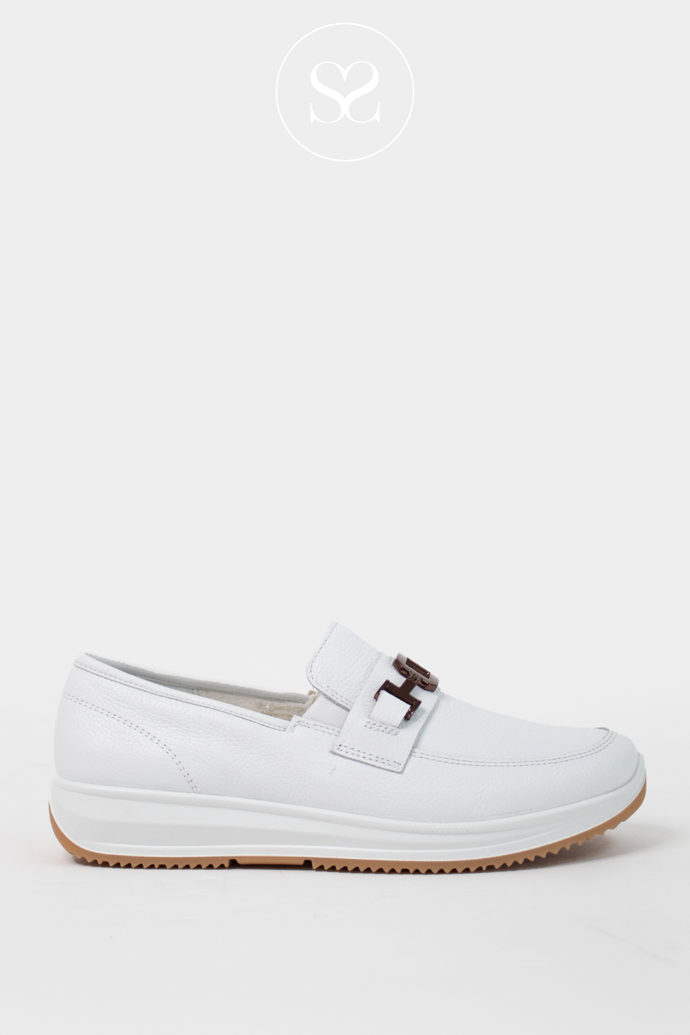 ARA 12-25528 WHITE LEATHER SLIP ON TRAINER WITH BUCKLE DETAIL AND REMOVABLE CUSHIONED INSOLE
