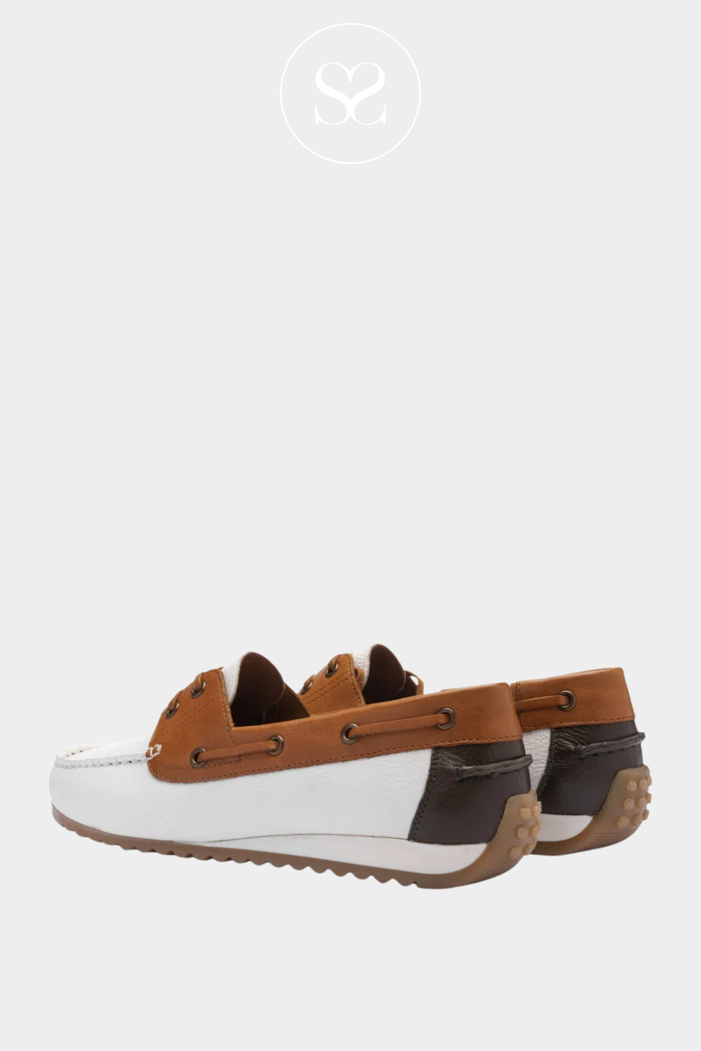 Boat shoes. slip on loafers - neutral tones with rubber sole