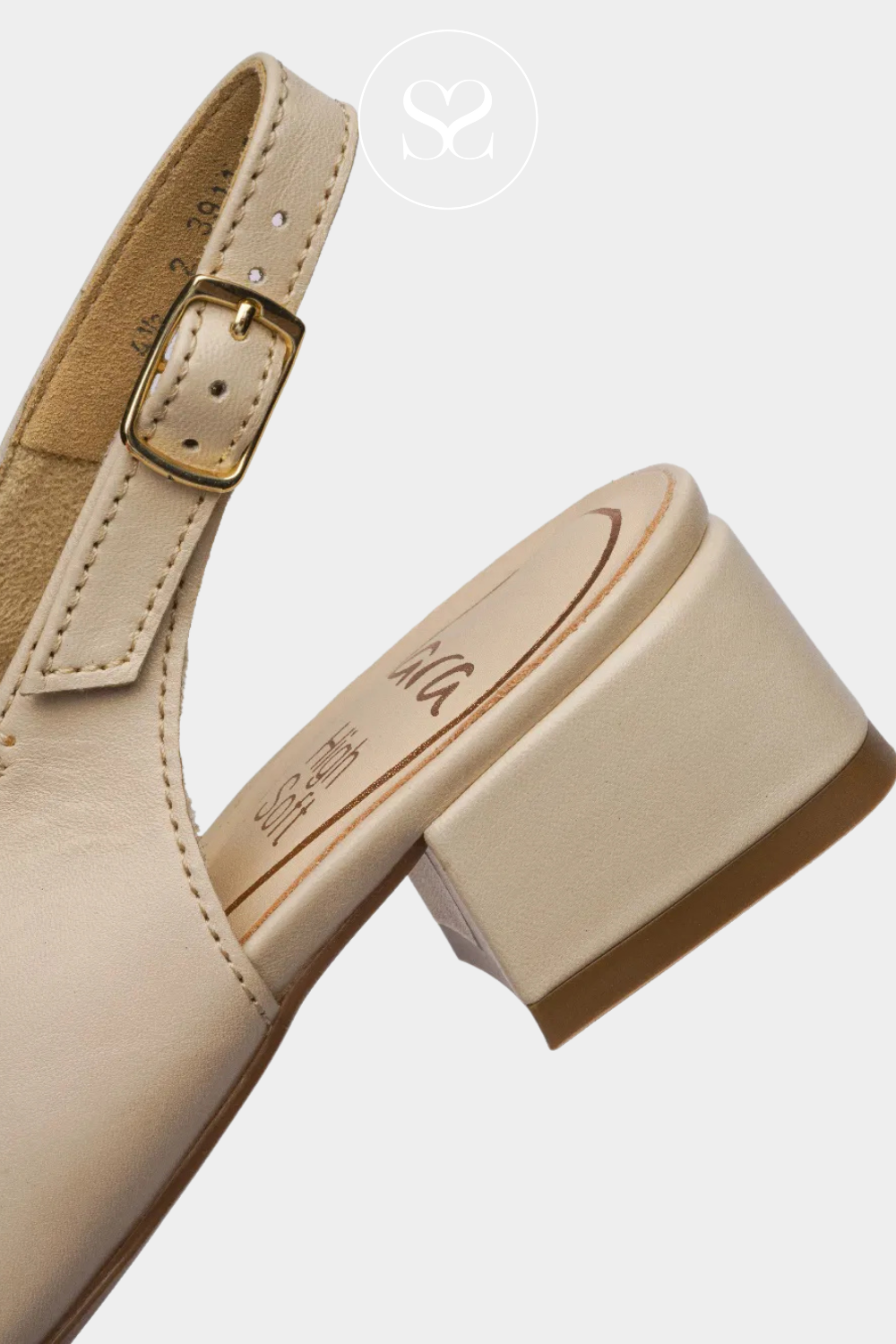 Ara low block heel slingback pumps. Round toe. Everyday comfort and style. Cushioned insole