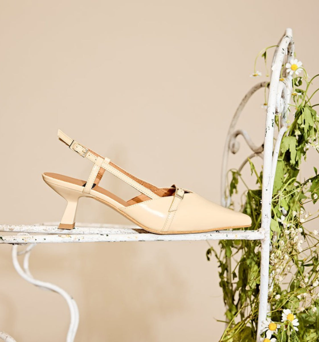 Comfortable high heel shoes for women, beige style with low heel and pointed toe
