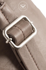 DEPECHE_15744_TAUPE_LEATHER_BUMBAG