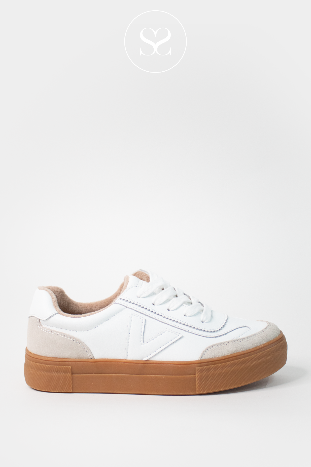 DRILLEYS EIGHTY WHITE PLATFORM TRAINERS (CAMEL GUM SOLE)