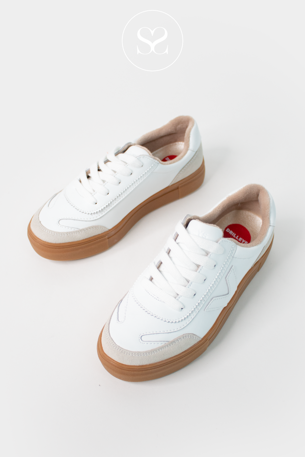 DRILLEYS EIGHTY WHITE PLATFORM TRAINERS (CAMEL GUM SOLE)