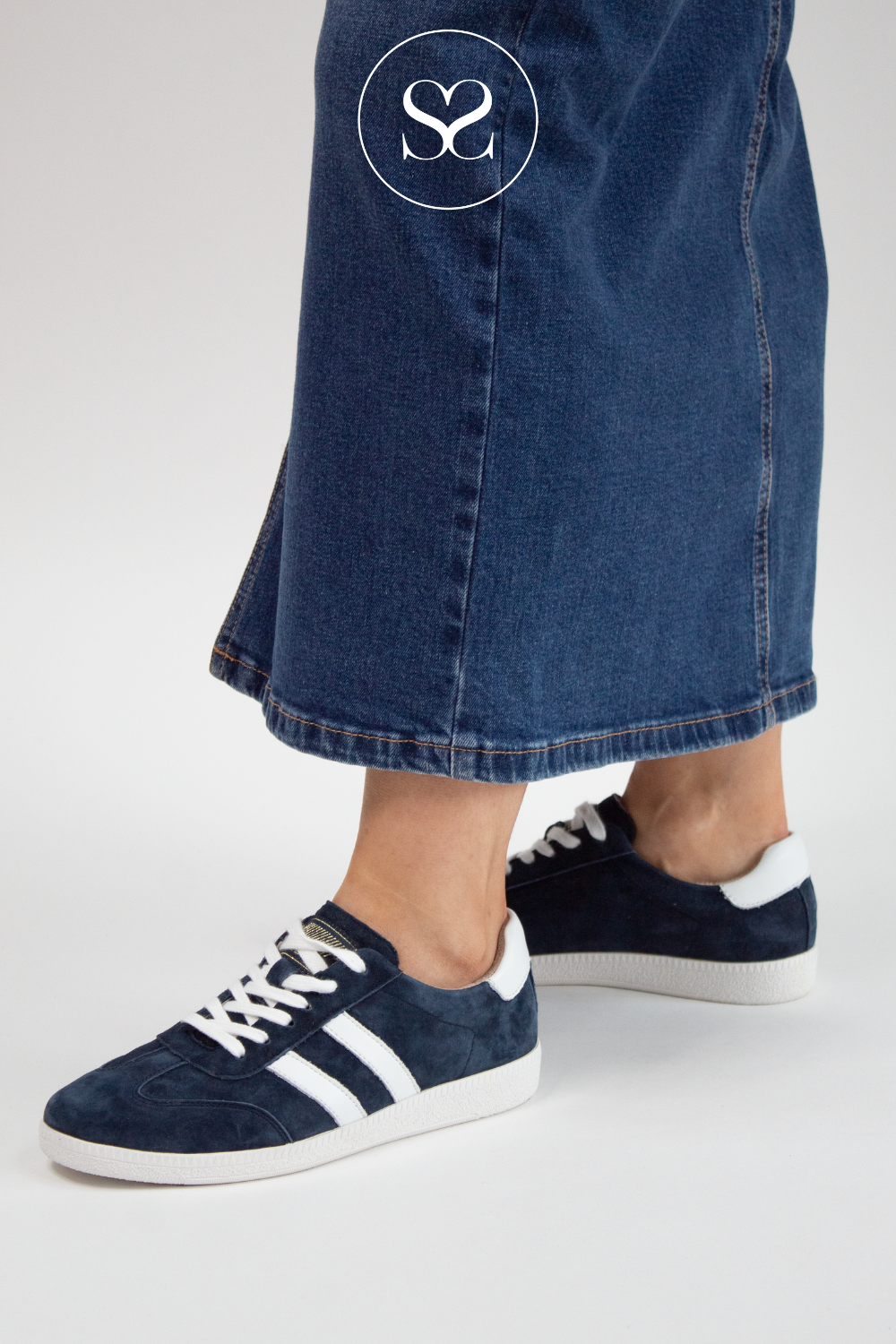 DRILLEYS FIFTY THREE NAVY FAUX SUEDE LOW PROFILE SNEAKERS WITH SLIM WHITE SOLE AND LACES
