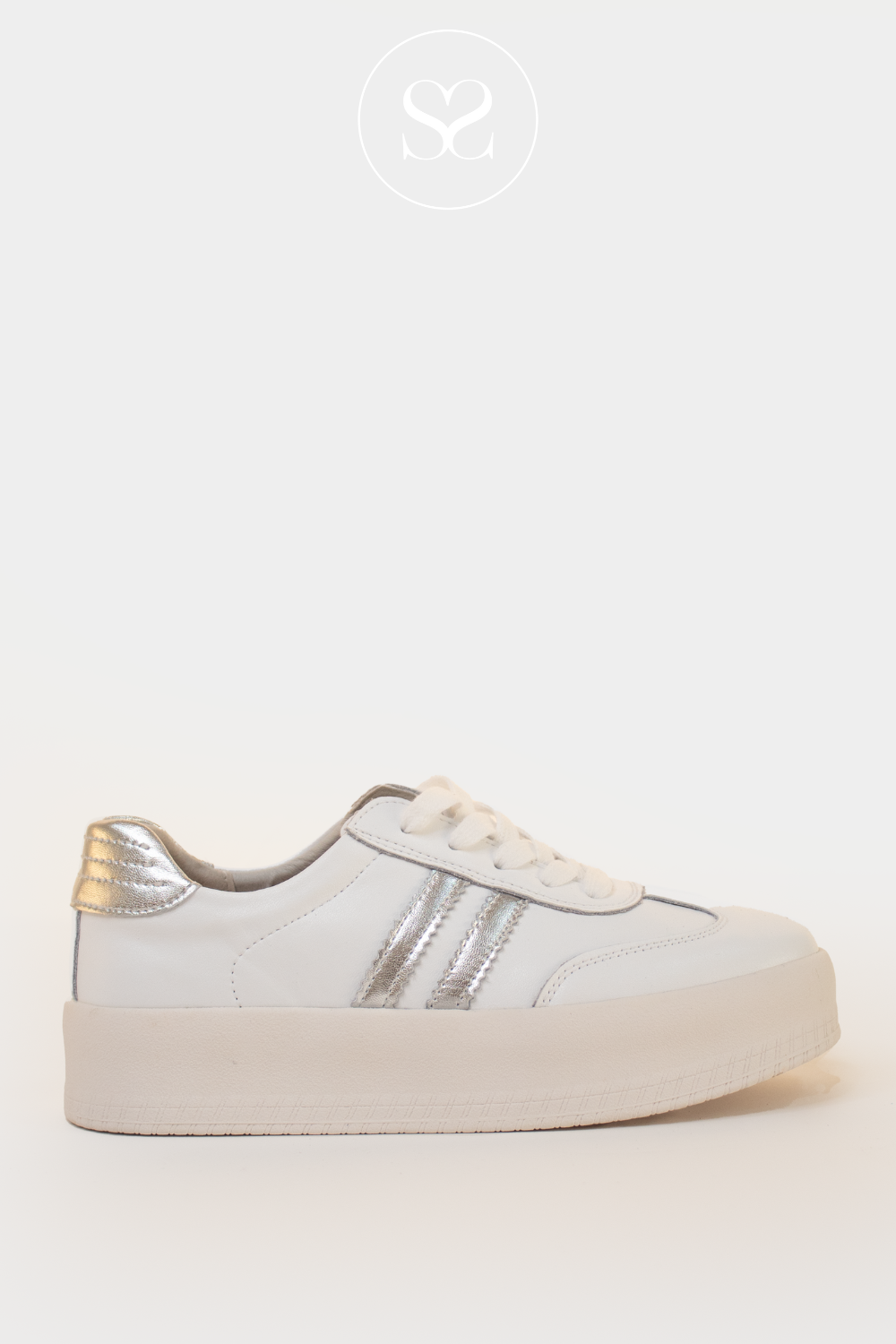 DRILLEYS SEVENTY EIGHT WHITE FLATFORM CHUNKY FASHION TRAINERS WITH SILVER STRIPES AT SIDE
