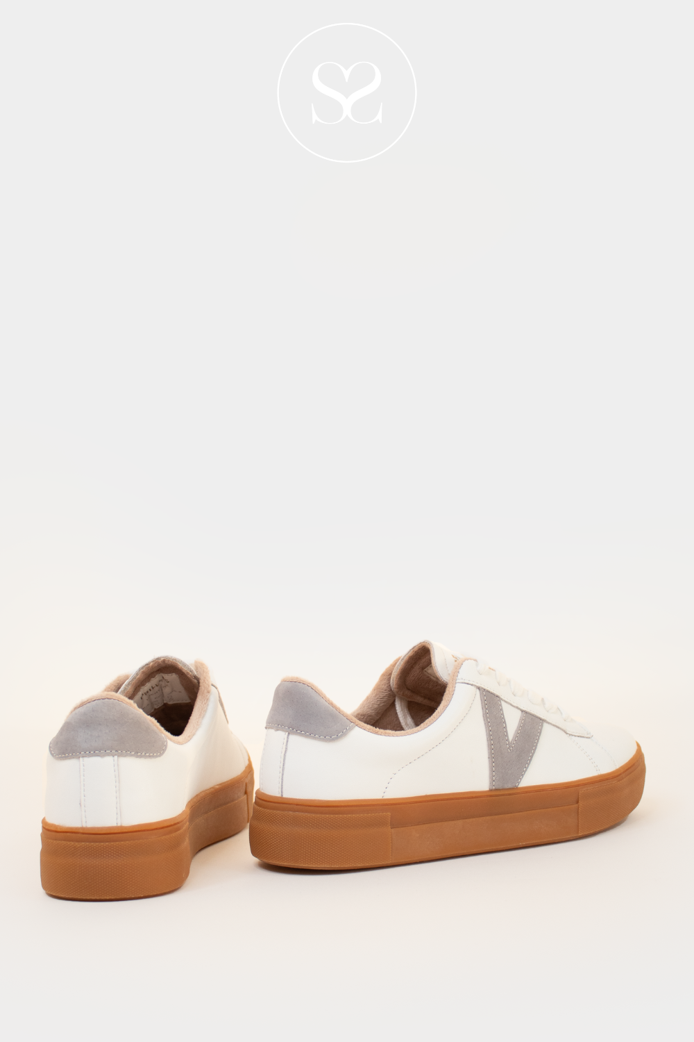 DRILLEYS TWENTY ONE WHITE LACED TRAINERS WITH CHUNKY CARAMEL SOLE
