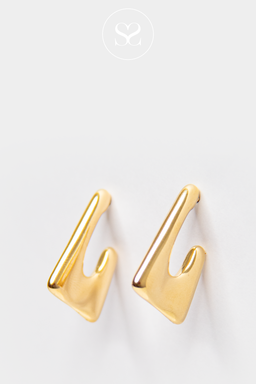 EMMY 14 GOLD SQUARE DROP EARRINGS