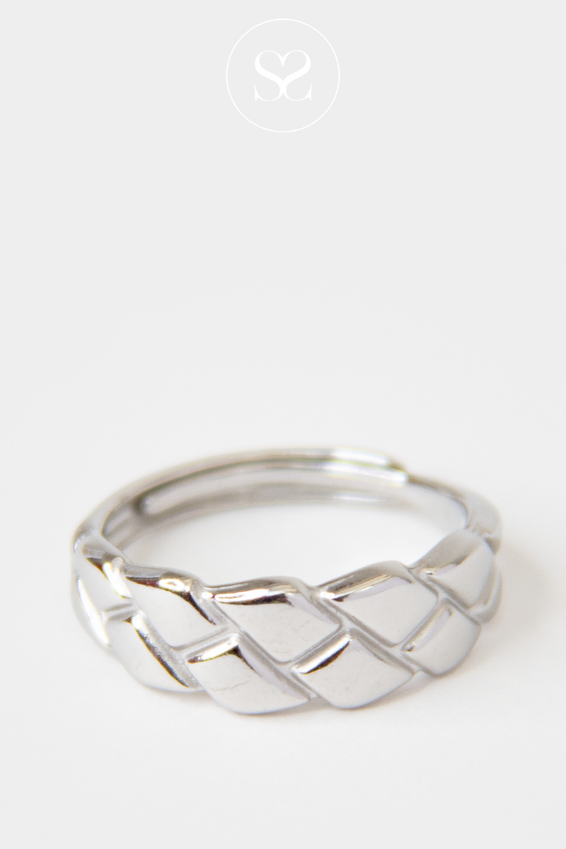 EMMY 16 SILVER WOVEN ADJUSTABLE RING