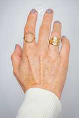 EMMY 3 GOLD CIRCLE ADJUSTABLE RING