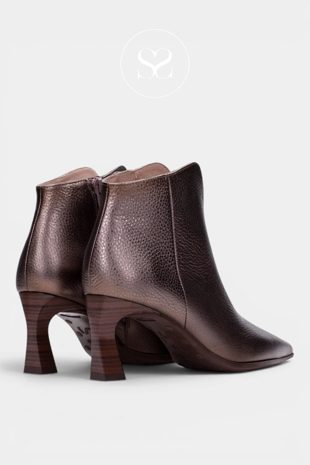 Hispanitas Bronze Pointed Toe Ankle Boots HI265076