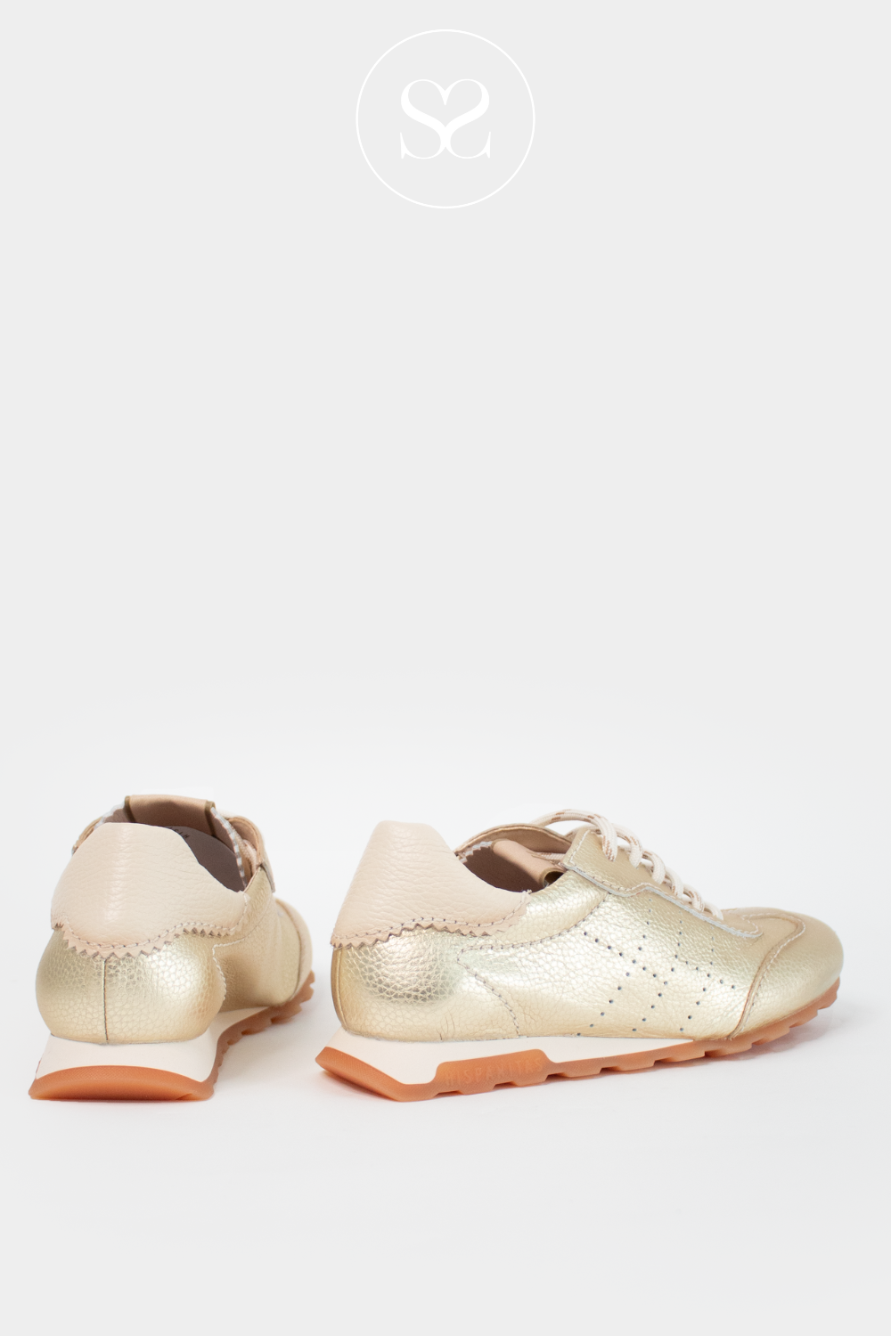 Hispanitas gold trainers. Leather, round toe sneakers with laces and rubber sole