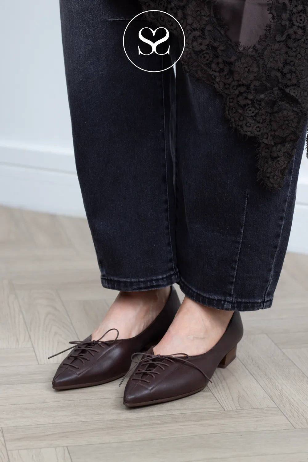 Hispanitas Brown Block Heel Shoes HI265139