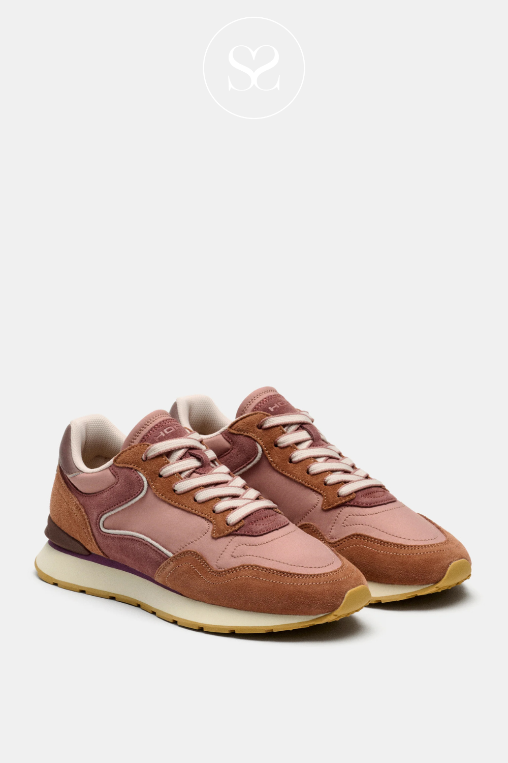 Hoff city pink trainers with laces and memory foam insole. Suede toe cap and Hoff branding on the heel cap. Suitable for walking/running.