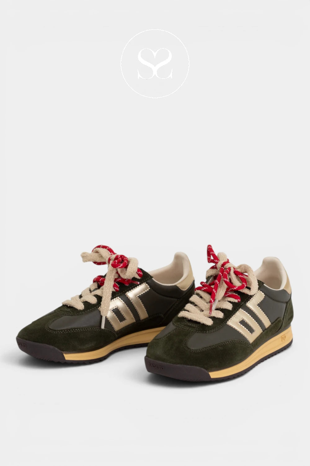 Back70 comfortable green trainers with double laces, chunky sole and gold logo.