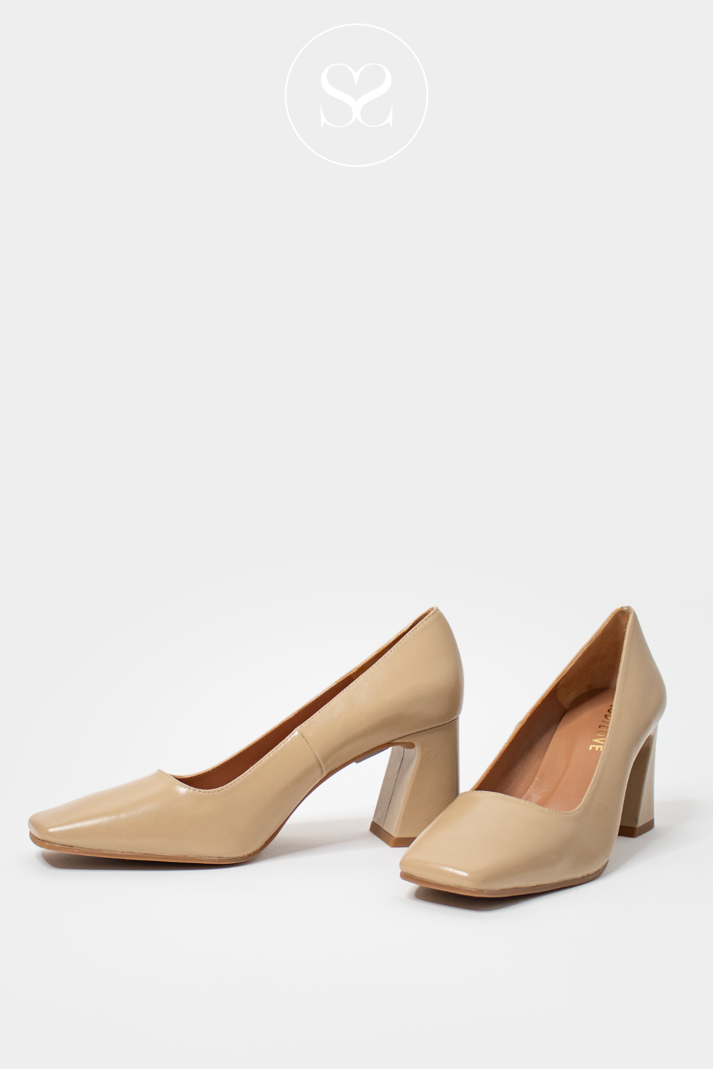 BLOCK HEEL CAMEL PUMPS WITH SQUARE TOE