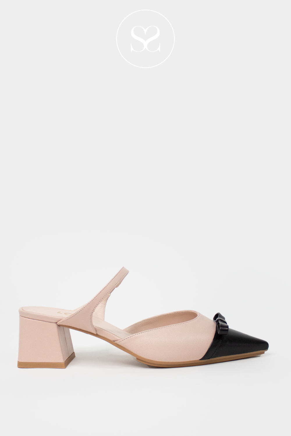 LODI CHURE NUDE LEATHER SLIP ON  POINTED TOE BLOCK HEEL WITH THIN STRAP ACROSS FOOT AND BLACK POINTED TOE WITH SMALL BOW DETAIL
