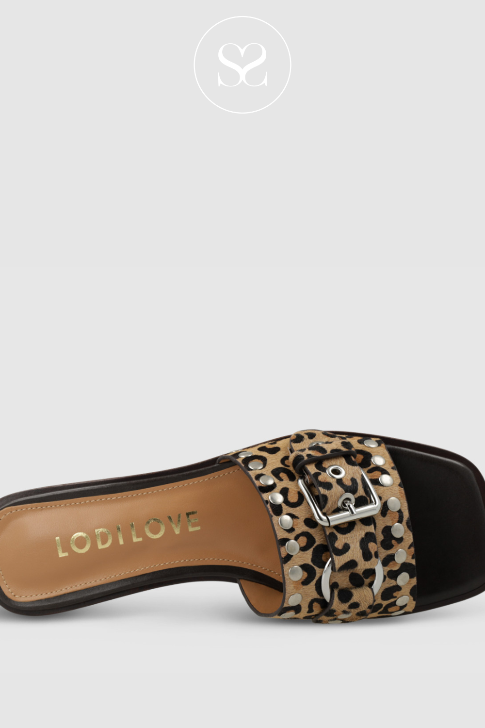 LODI NU5507 SUMMER SANDALS. SLIDER SANDALS FOR HOLIDAYS WITH LEOPARD PRINT AND SILVER STUD DETAIL