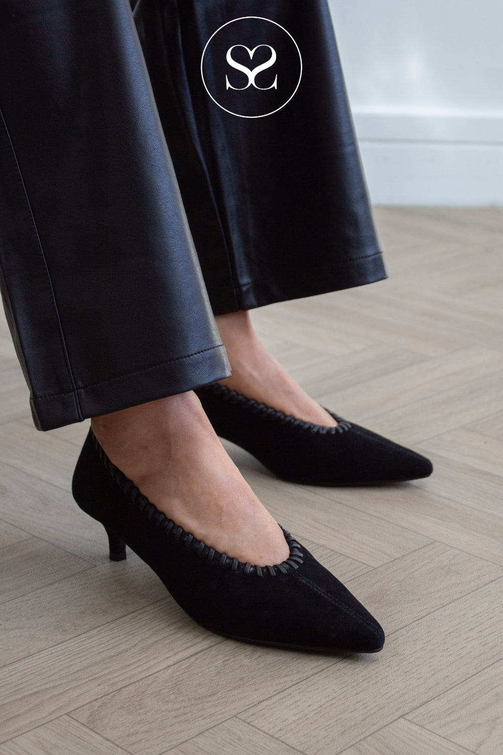 Lodi Black Suede Kitten Heel Court Shoe - A-Diana