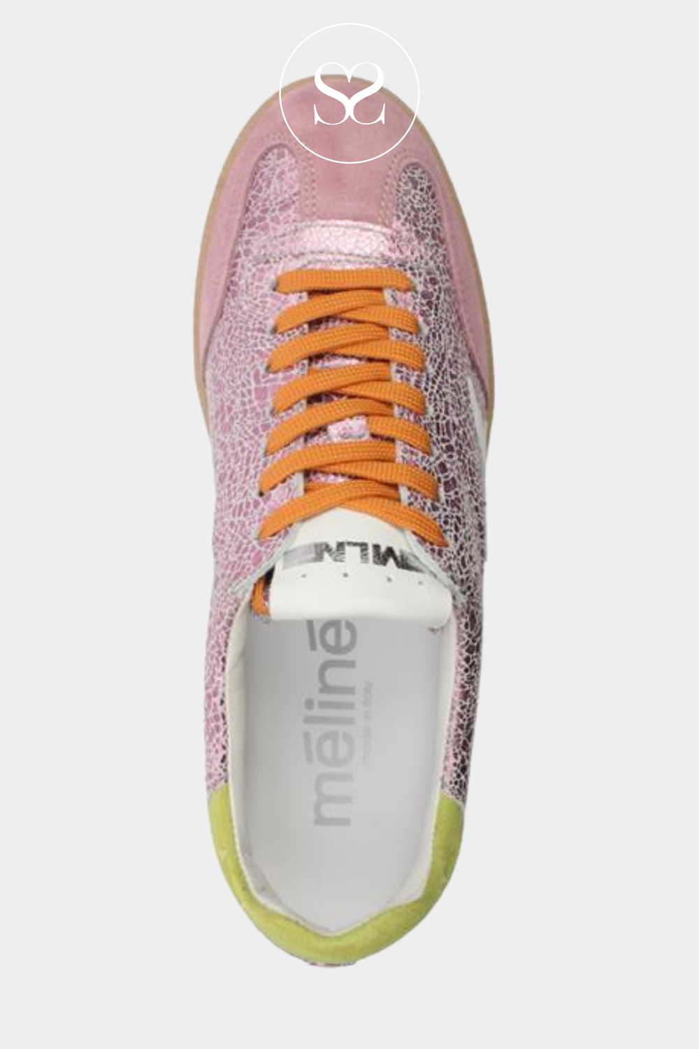 comfortable low profile trainers in Pink Metallic finish