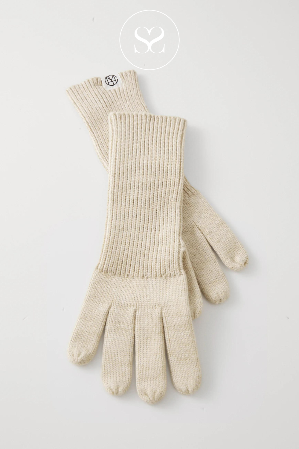 WARM WOOL GLOVES IN BEIGE FROM MOSS COPENHAGEN