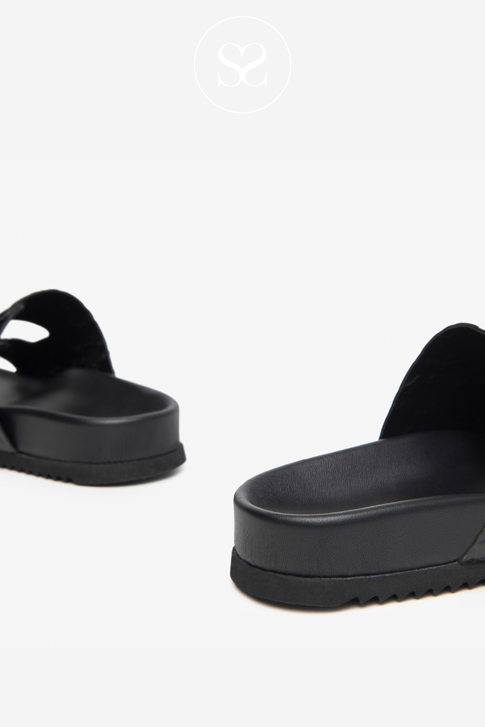 black slider sandals from Nero Giardini Ireland