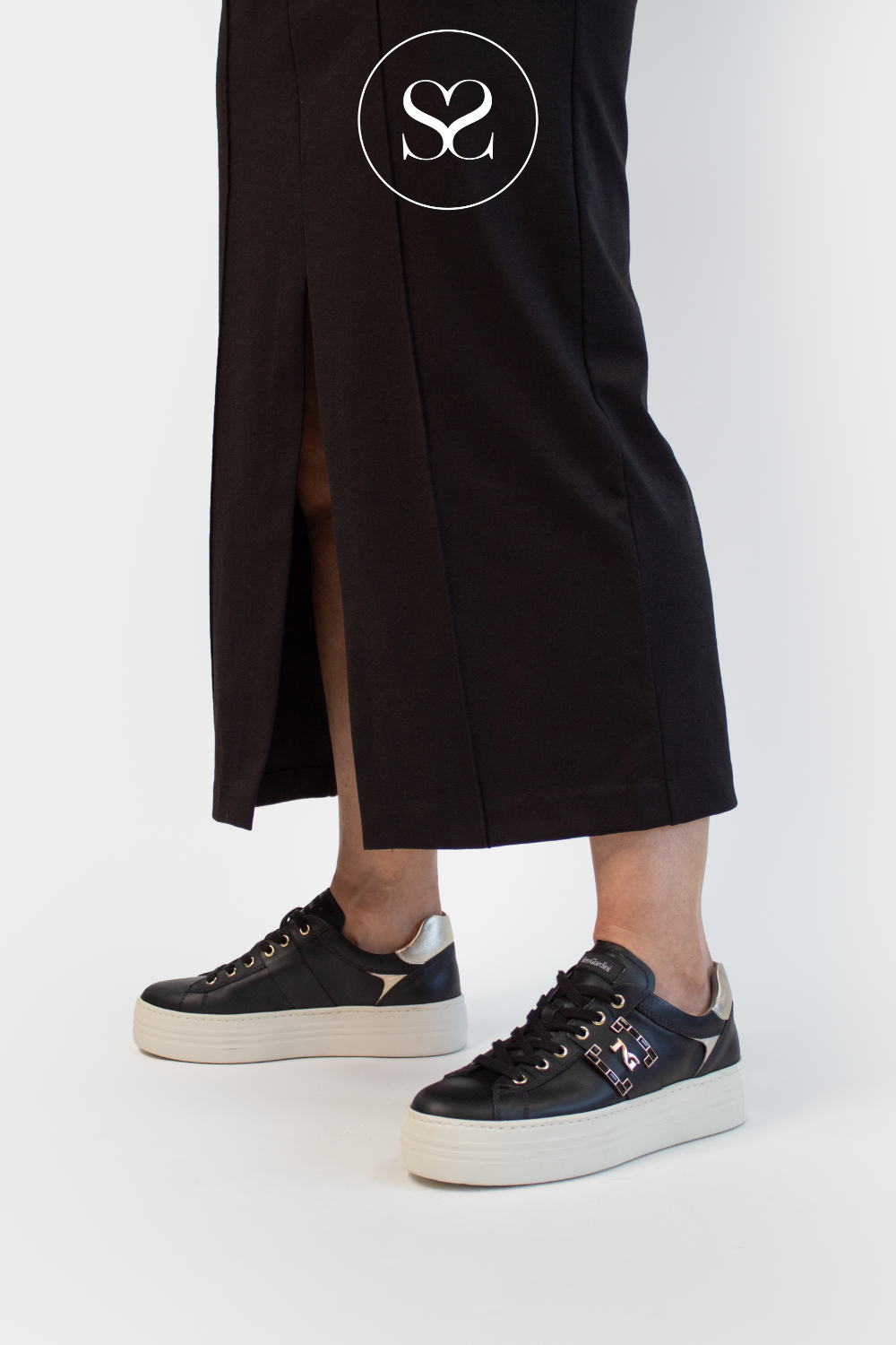 NERO GIARDINI I411612D BLACK LEATHER FLATFORM TRAINERS
