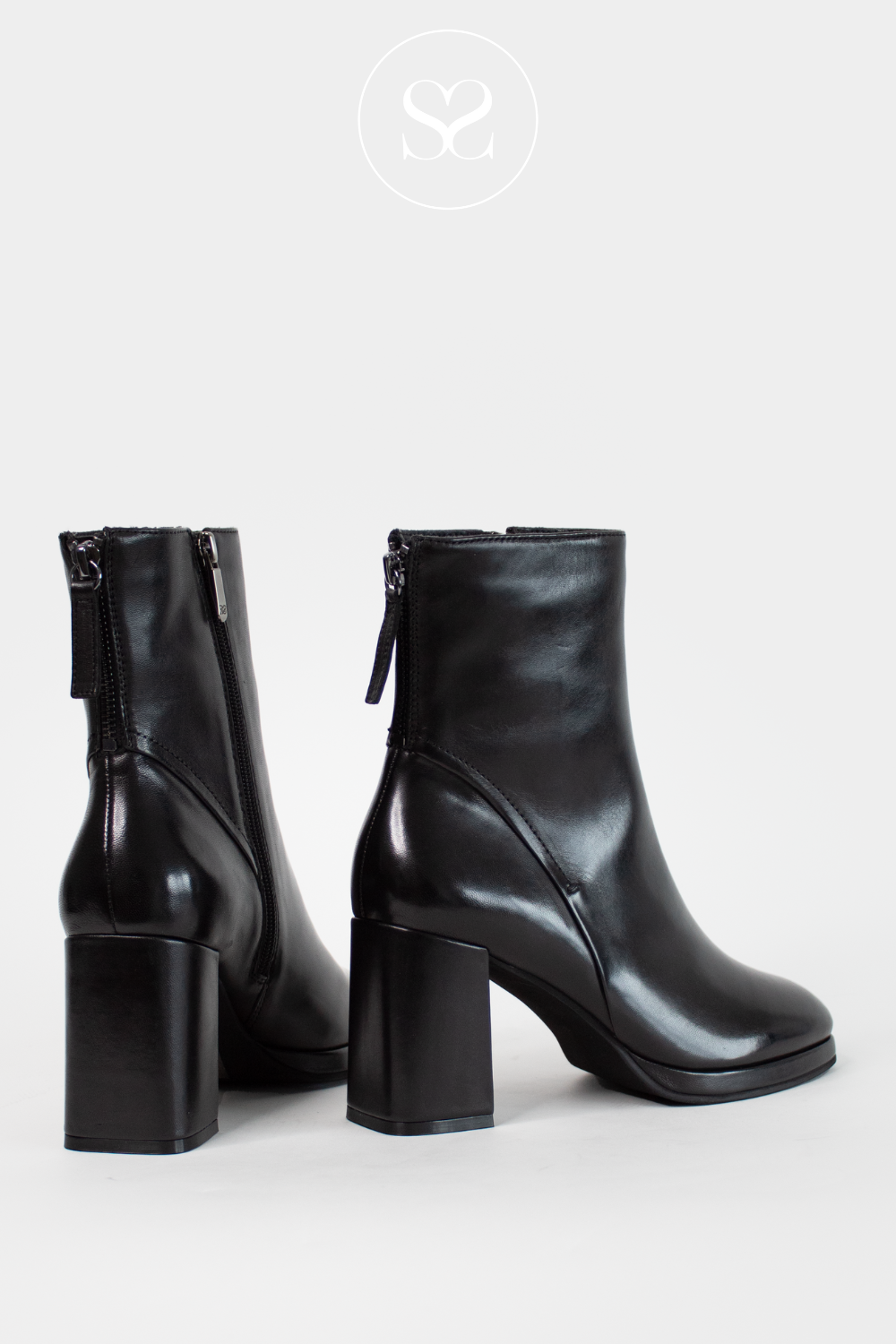 REGARDE LE CIEL ANALISA 02 BLACK LEATHER BLOCK HEEL ANKLE BOOTS