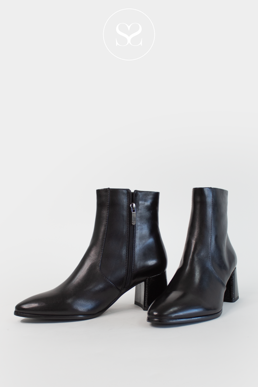 REGARDE LE CIEL MILLIE 01 BLACK LEATHER BLOCK HEEL ANKLE BOOTS