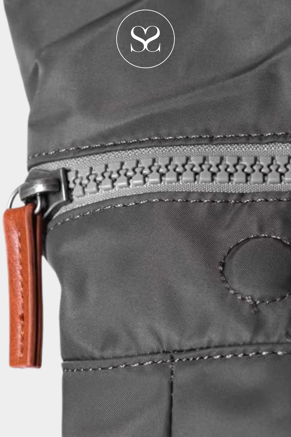 ROKA CANFIELD B MEDIUM BAG GRAPHITE CHARCOAL DARK GREY