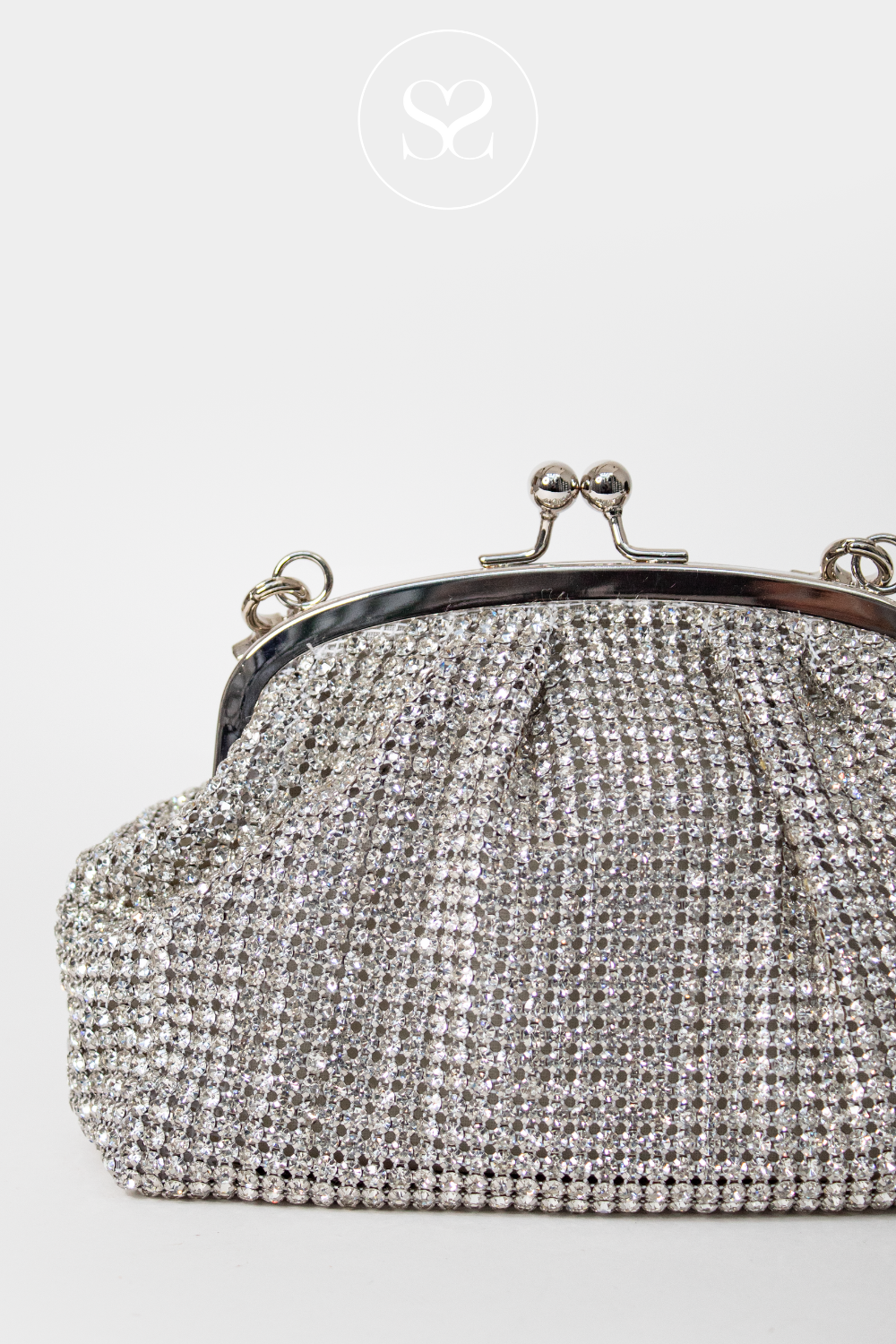 SHENEIL 0634 SILVER DIAMANTE GLITZY PARTYWEAR OCCASSION CLUTCH BAG WITH SNAP CLASP AND SMALL HANDLE