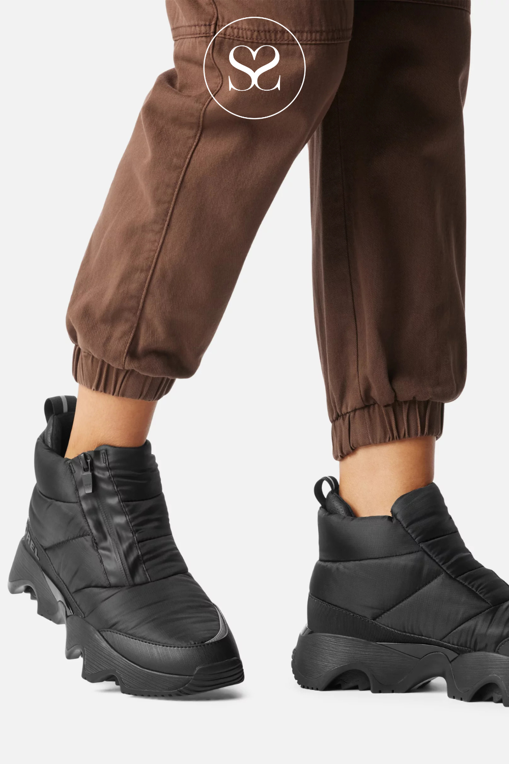 WARM WATERPROOF BLACK BOOTS FOR WOMEN