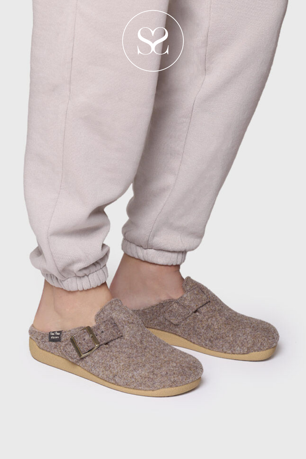 TONI PONS MIMA TAUPE SLIPPER WITH BUCKLE DETAIL AND FLEECE LINING