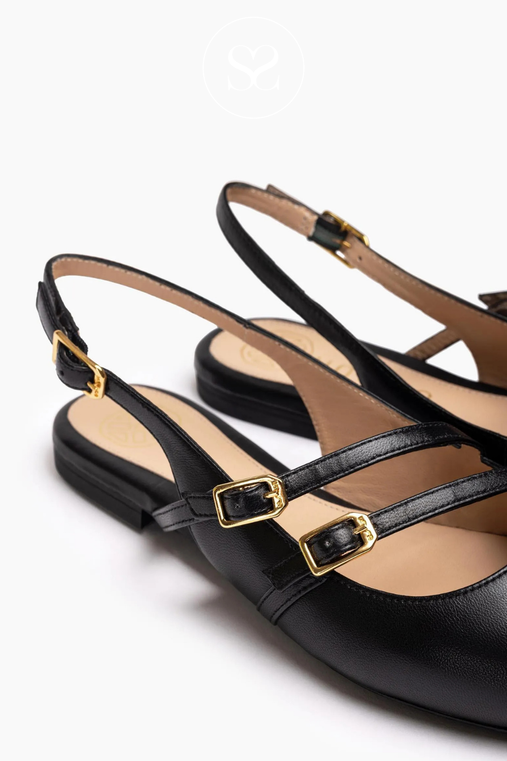 UNISA ALSIP BLACK LEATHER PUMPS  WITH ADJUSTABLE ANKLE STRAP. SUITABLE FOR WORKWEAR