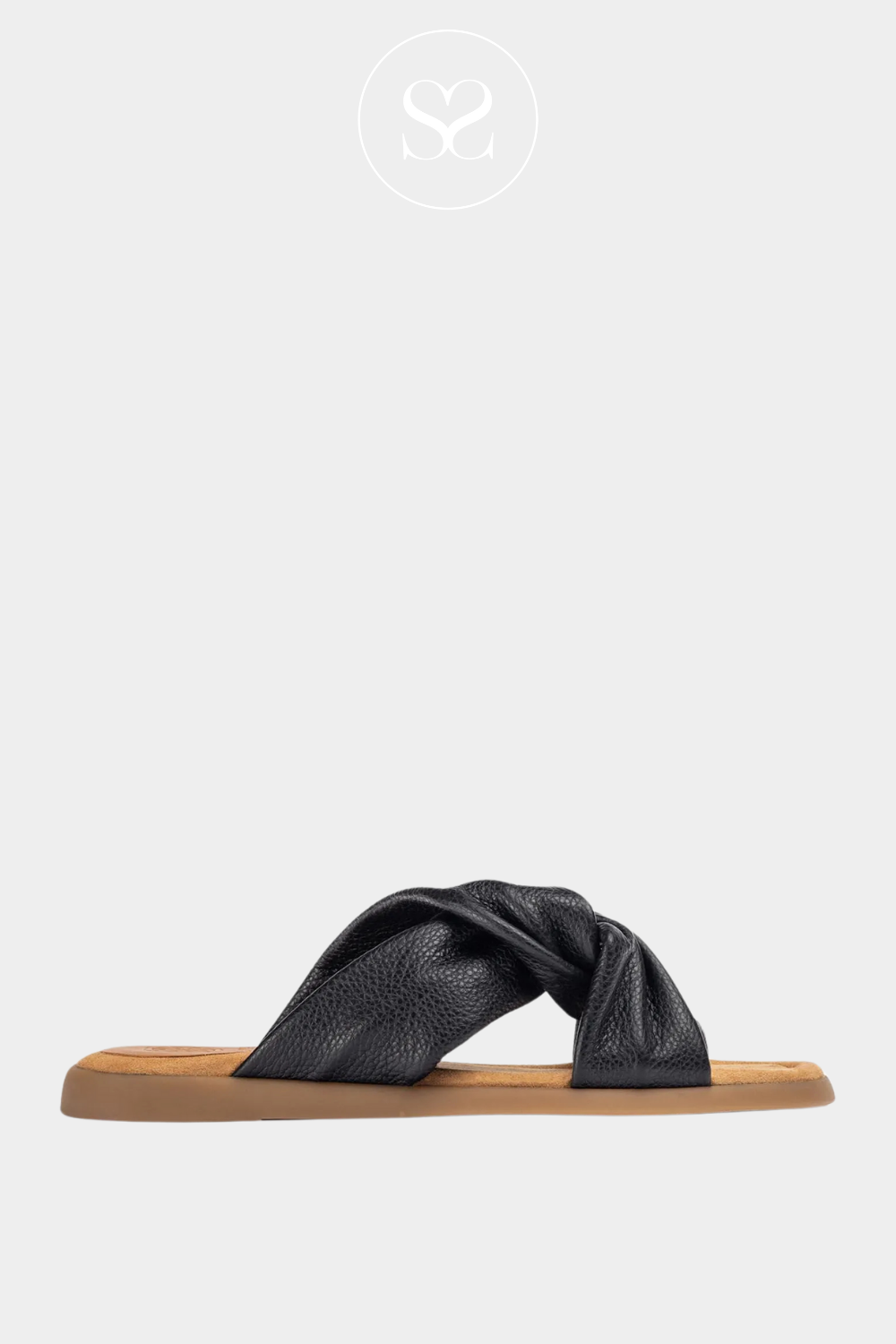 UNISA CAMBY BLACK LEATHER FLAT SUMMER SANDALS WITH CRISS CROSS STRAP. SLIDER STYLE
