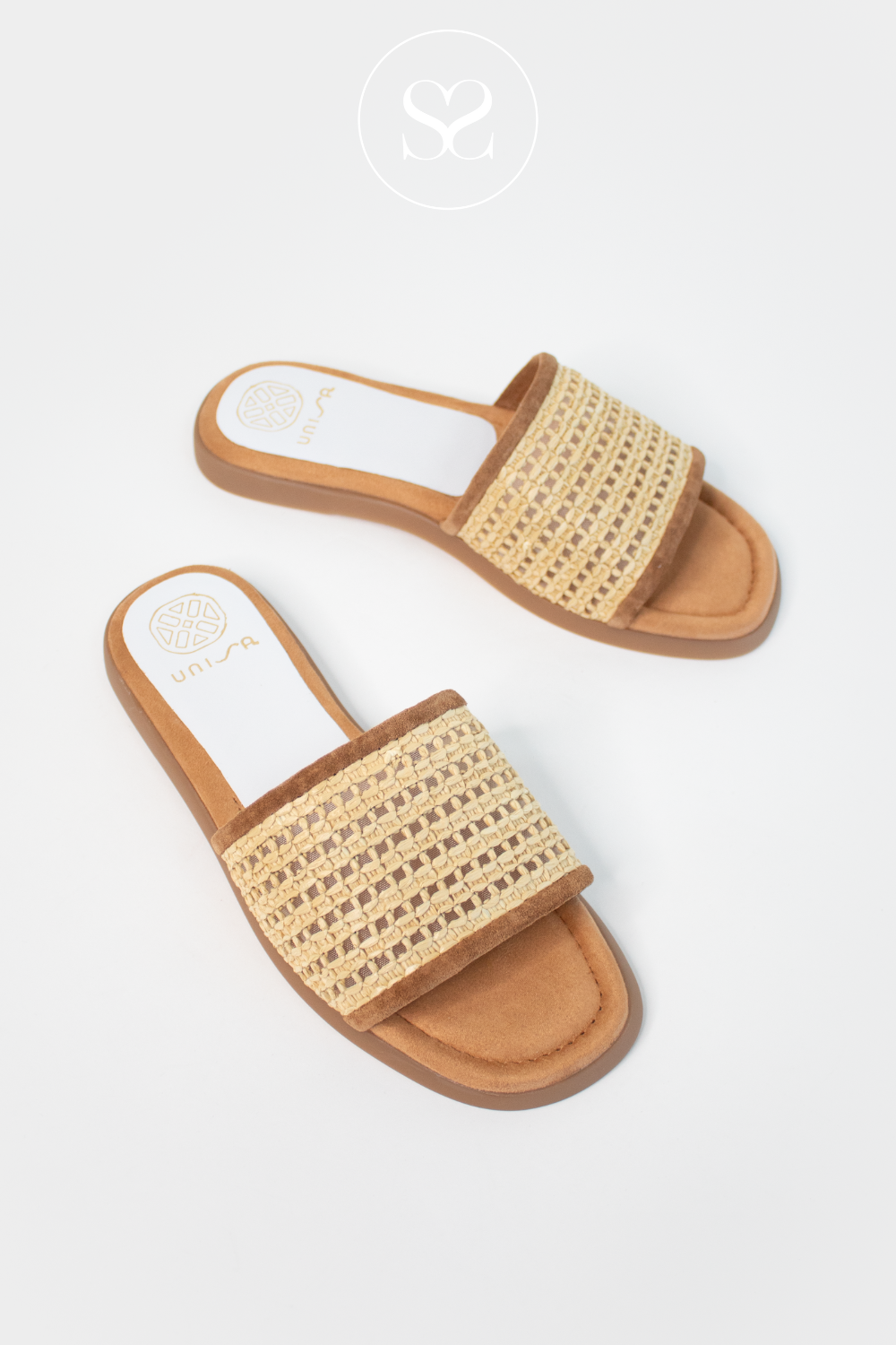 UNISA CHEEK SLIDER SANDALS IN TAN AND CREAM WOVEN. SUEDE FOOTBED