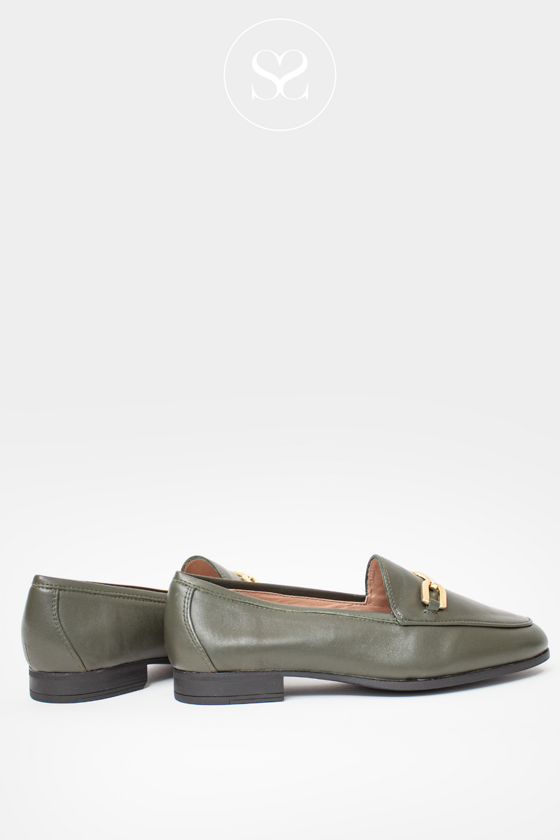 UNISA DAIMIEL KHAKI FLAT LOAFER WITH BLACK SOLE AND GOLD CHAIN