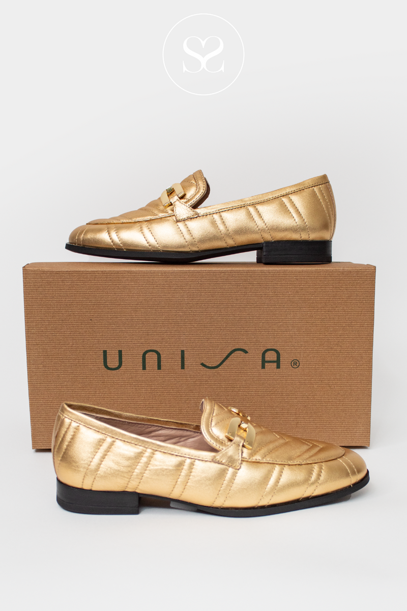 UNISA DEXTER GOLD QUILTED FLAT LOAFER WITH BLACK SOLE AND GOLD CHAIN