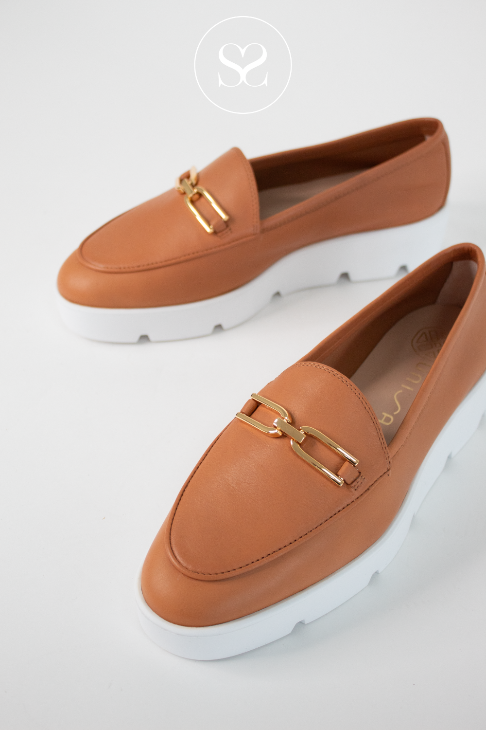 UNISA FAMO TAN LEATHER PLATFORM LOAFER