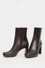 comfortable black leather heeled ankle boots Ireland