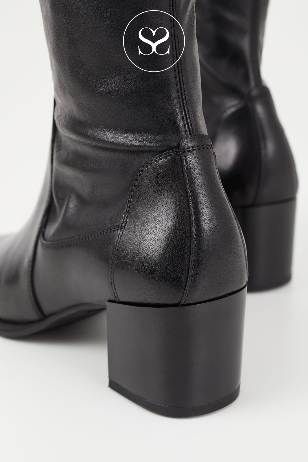 VAGABOND GISELLE 5654-202 BLACK LEATHER POINTED TOE BLOCK HEELED SOCK BOOTS WITH INSIDE ZIP.